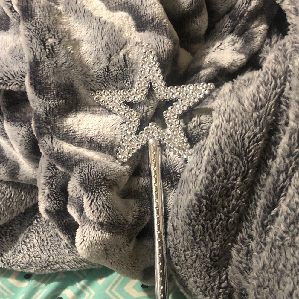 Rhinestone Star Wand - Silver Sparkle